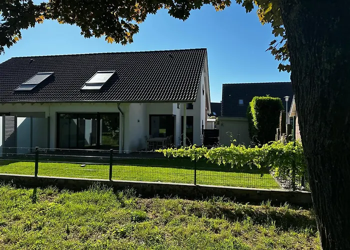 度假居 Haus Am 48 *